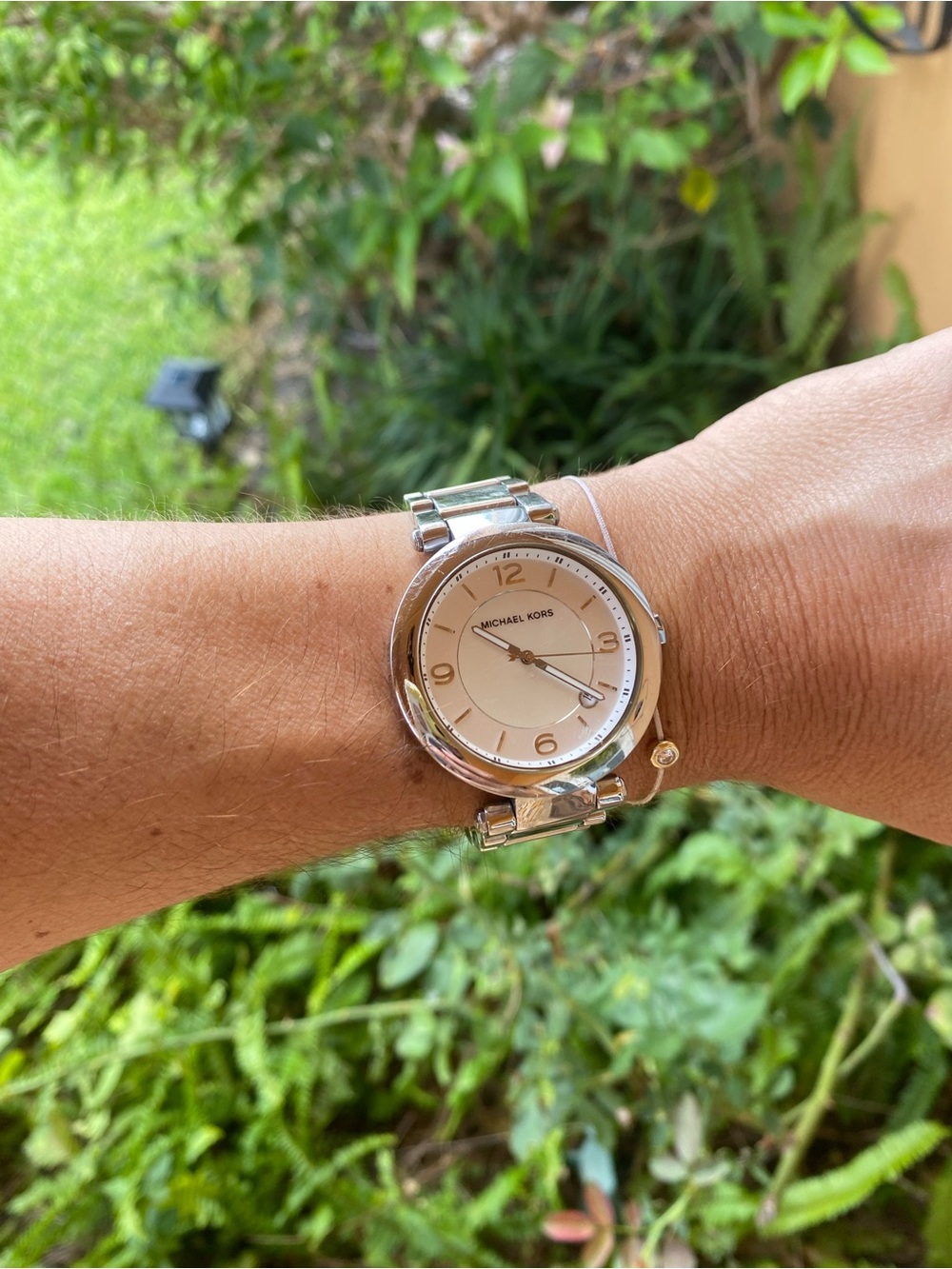 💯 Authentic Michael Kors No. MK5070